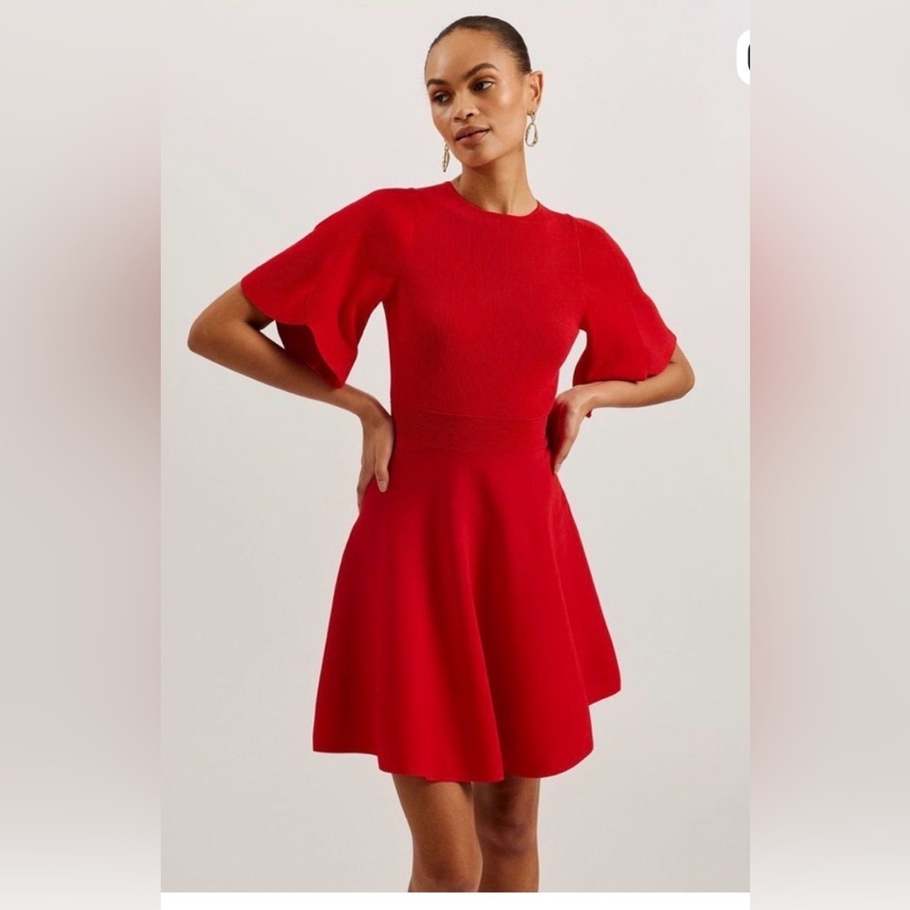 Ted Baker women’s Stretch-Knit Mini Dress Red Fluted Sleeves romantic Sz 10